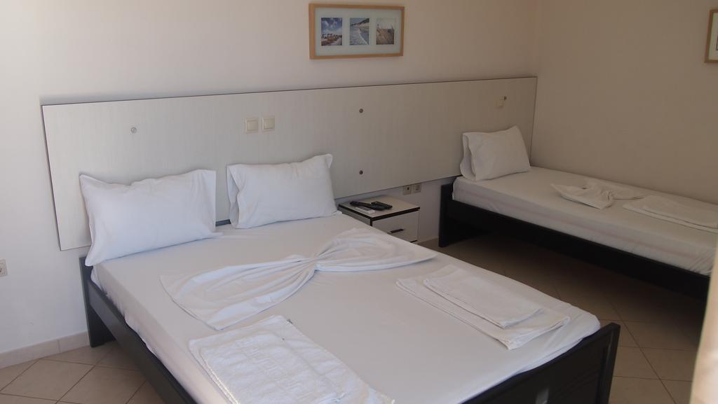 Rondos Hotel Химар Стая снимка