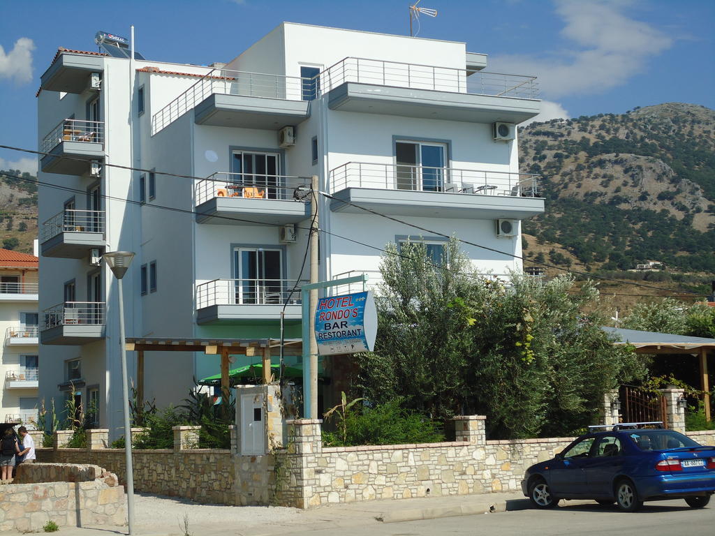 Rondos Hotel Химар Екстериор снимка