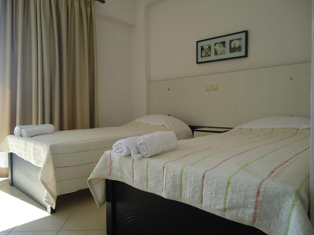 Rondos Hotel Химар Стая снимка